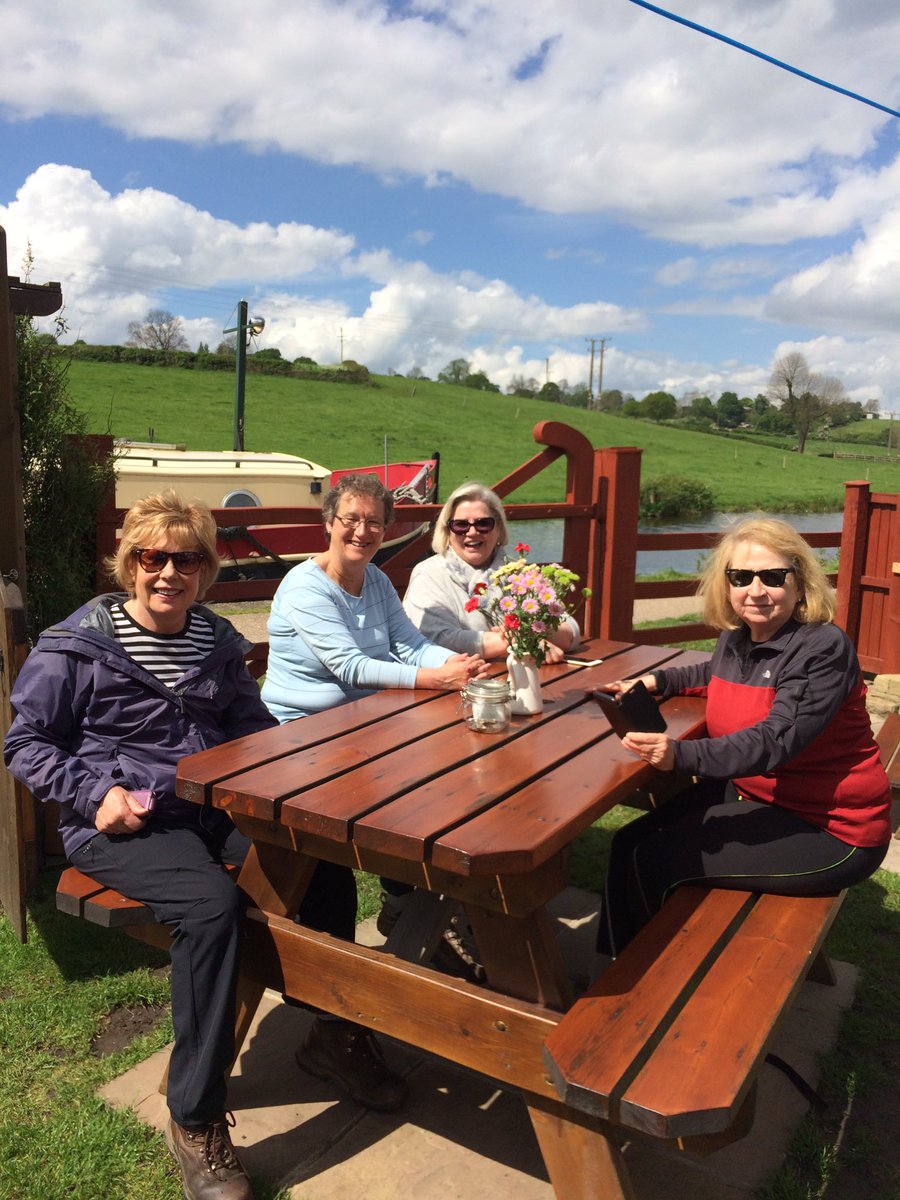 BramhopeWI's tweet photo. New mid week walking group enjoyed fantastic weather, lovely walk, good company and scones https://t.co/7d5ivmc0Q9