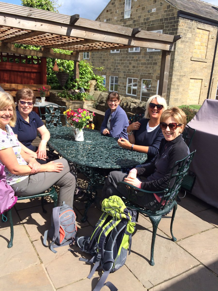 BramhopeWI's tweet photo. New mid week walking group enjoyed fantastic weather, lovely walk, good company and scones https://t.co/7d5ivmc0Q9