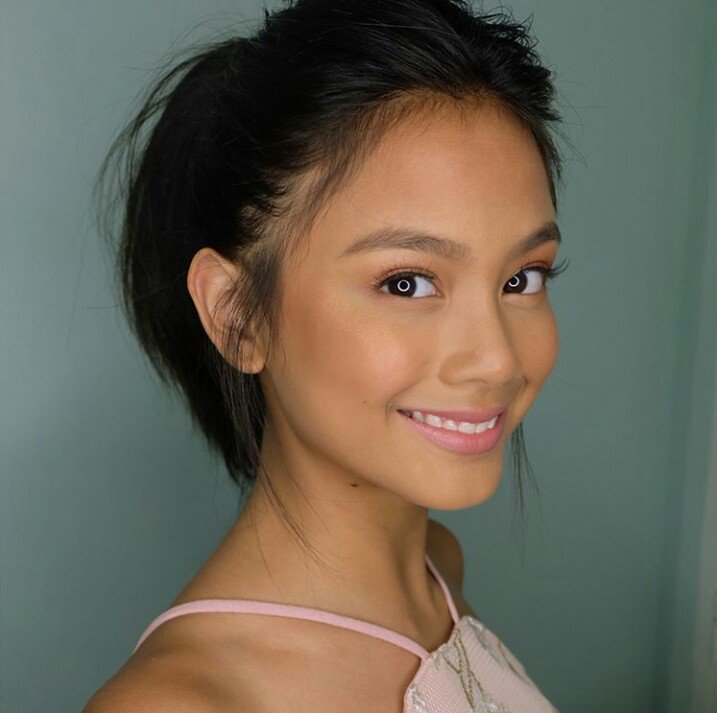 oneforYLONA's tweet photo. 📷 theadionisio: https://t.co/V7SQsx5b3v
#BellesofLipault #LipaultPH https://t.co/kn6WhPj1ck