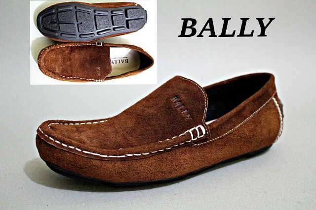 VherezzShop's tweet photo. BALLY SLOP 
HARGA 170.000
UKURAN 39-43
INFO ORDER LANGSUNG HUBUNGI KONTAK DI BIO https://t.co/lIXKZMdGLG