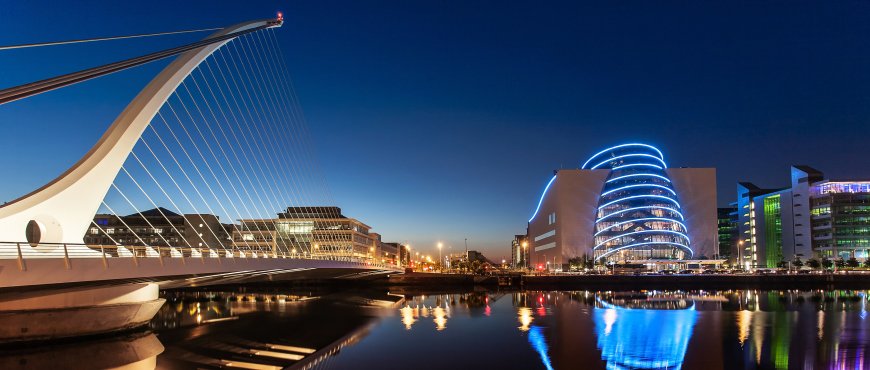 EuropesWorld's tweet photo. What is Ireland's view of #Brexit? Prof Gail McElroy from @tcddublin replies: https://t.co/yGeELtHXE9 https://t.co/bTxosTn6k8
