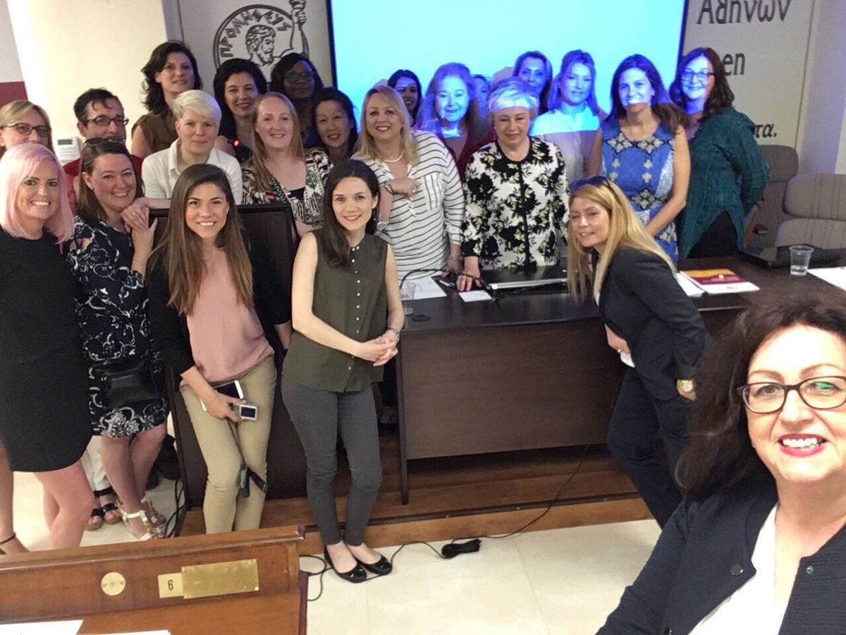 arbiasmiti's tweet photo. A week of work commission to build a European project for female entrepreneurs #Dewch #athens @CarnetDeMode https://t.co/ujyLuwMMIR