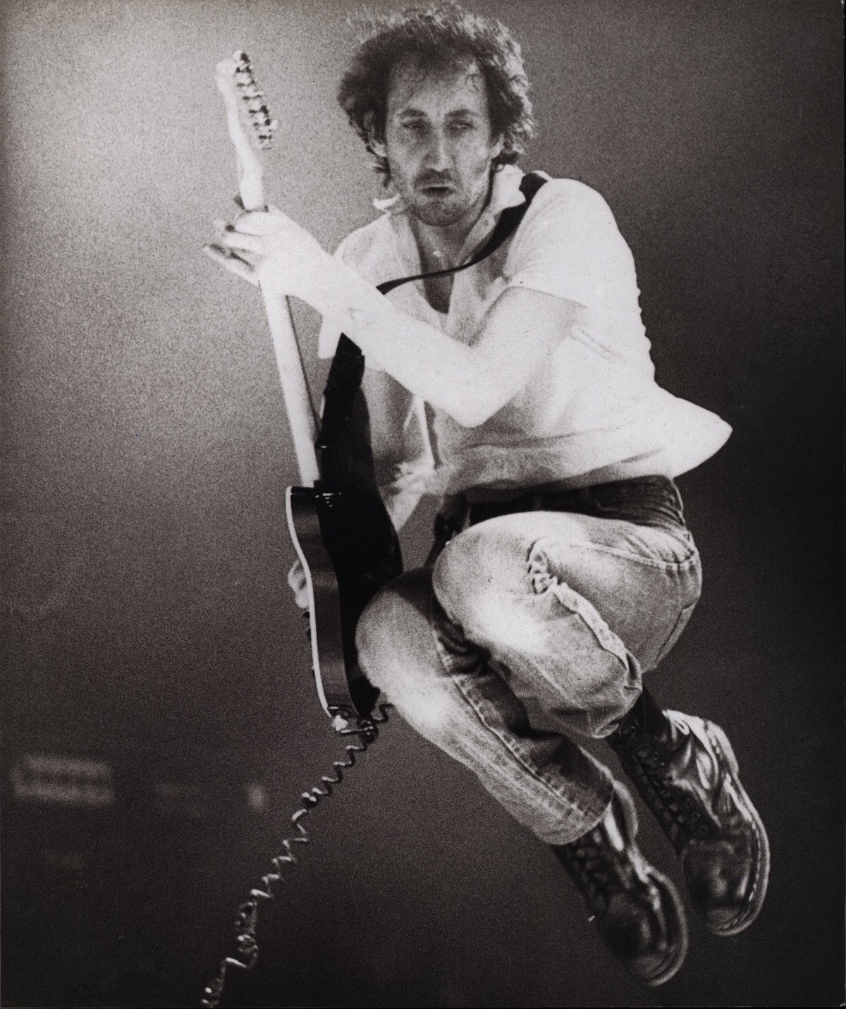 Happy Birthday to guitarist, vocalist and songwriter of Pete Townshend. 