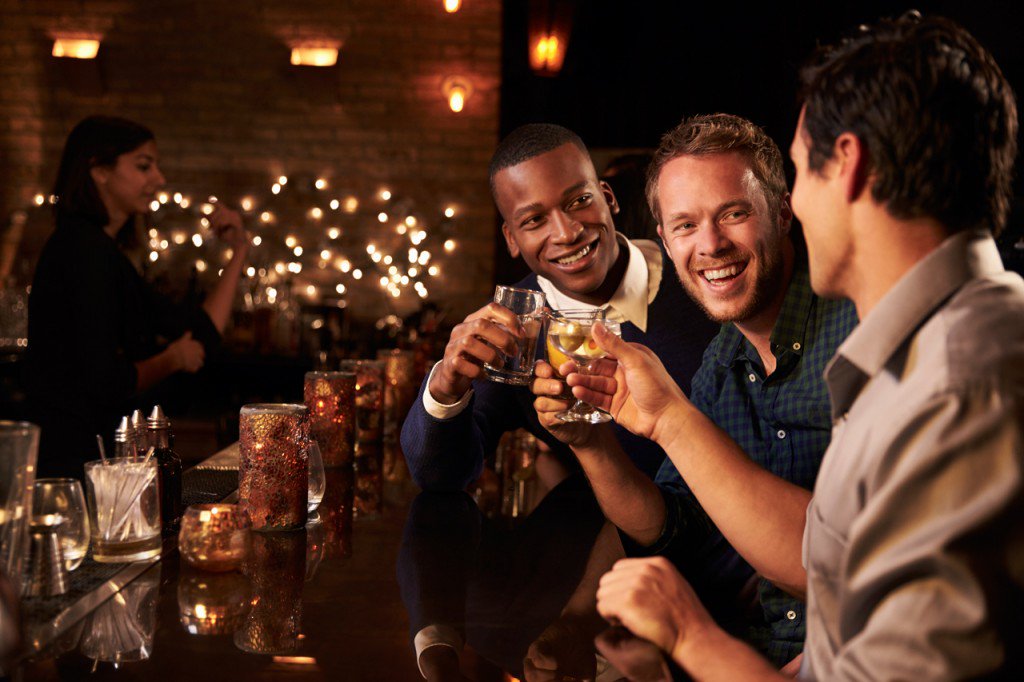 blueviewsvillas's tweet photo. From cocktail bars to sports bars, CPT has the perfect list of perfect spots! https://t.co/2pgdz6hI5S #blueviews #lovecapetown #weekend https://t.co/livQQsMo67