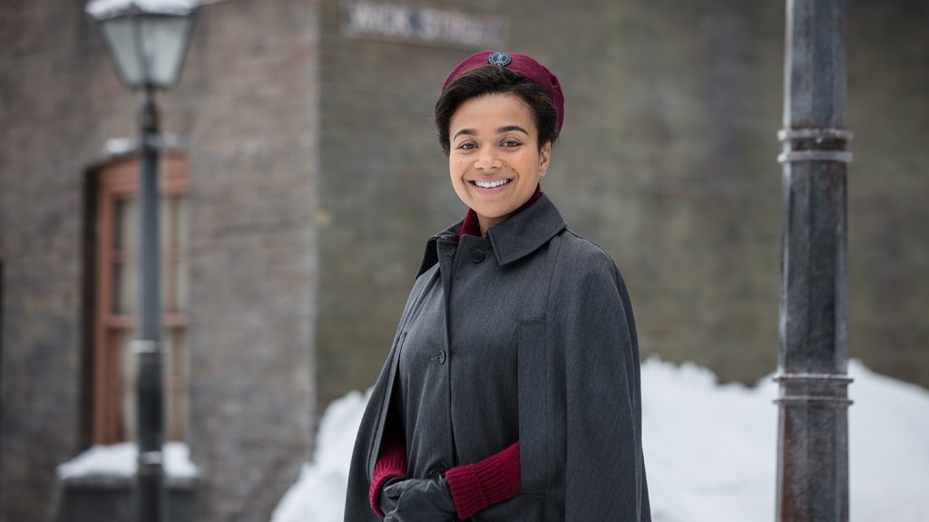 bbcpress's tweet photo. Filming commences for #CallTheMidwife Christmas special and series seven with new cast member @Leonie_Elliott: https://t.co/ShBas7JDtT https://t.co/Zb55HLf1gb