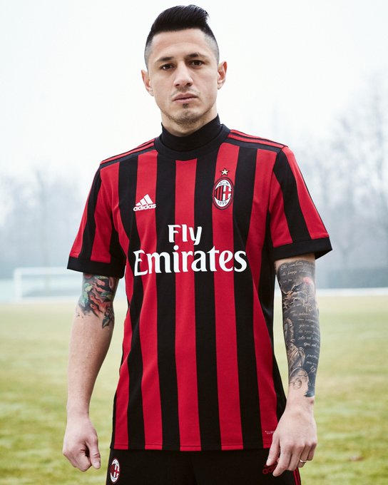 View image on Twitter