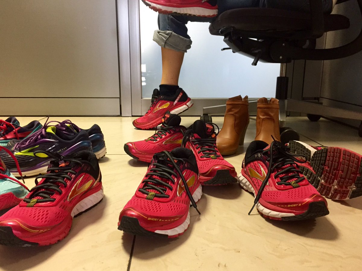 kwordsmilano's tweet photo. Siamo partiti. Il progetto #runhappycrew è una realtà. 260 uomini e donne di @FASTWEB correranno assieme, grazie anche a @BrooksRunningIT https://t.co/jgIniScXVs