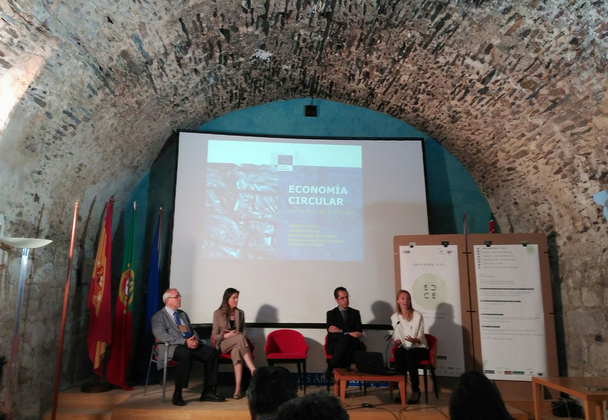 EcoCuadrado's tweet photo. Comisión Europea:"Lo que en el pasado nos hizo crecer no es sostenible, debemos promover la #EconomíaCircular y el #ecodiseño" #ECCE #Zamora https://t.co/1aF3t2QOSO