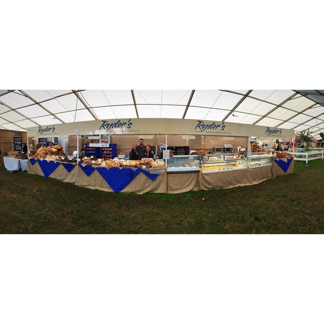 Day two of #devoncountyshow - make sure you stop by for some #freshly baked #bread #pasties #cakes #pizza #sandwiches &amp; #wraps! 😱