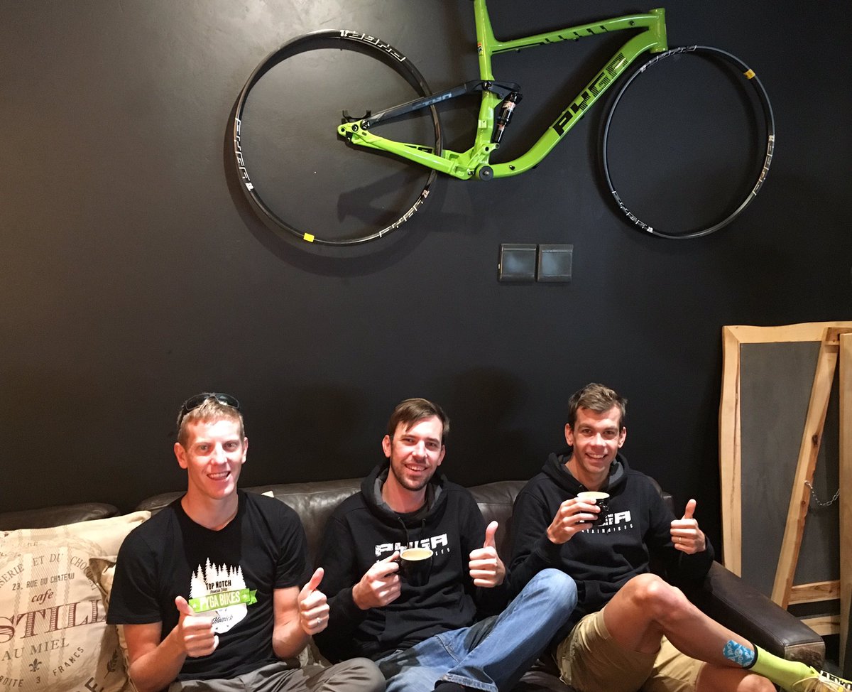 Right way to start the SA Champs weekend in Cascades 💪<a href="/CoffeeberryCafe/">Coffeeberry Cafe</a> good food, great vibe &amp; even a <a href="/PYGABikes/">PYGA Mountainbikes</a> on the wall 🇿🇦