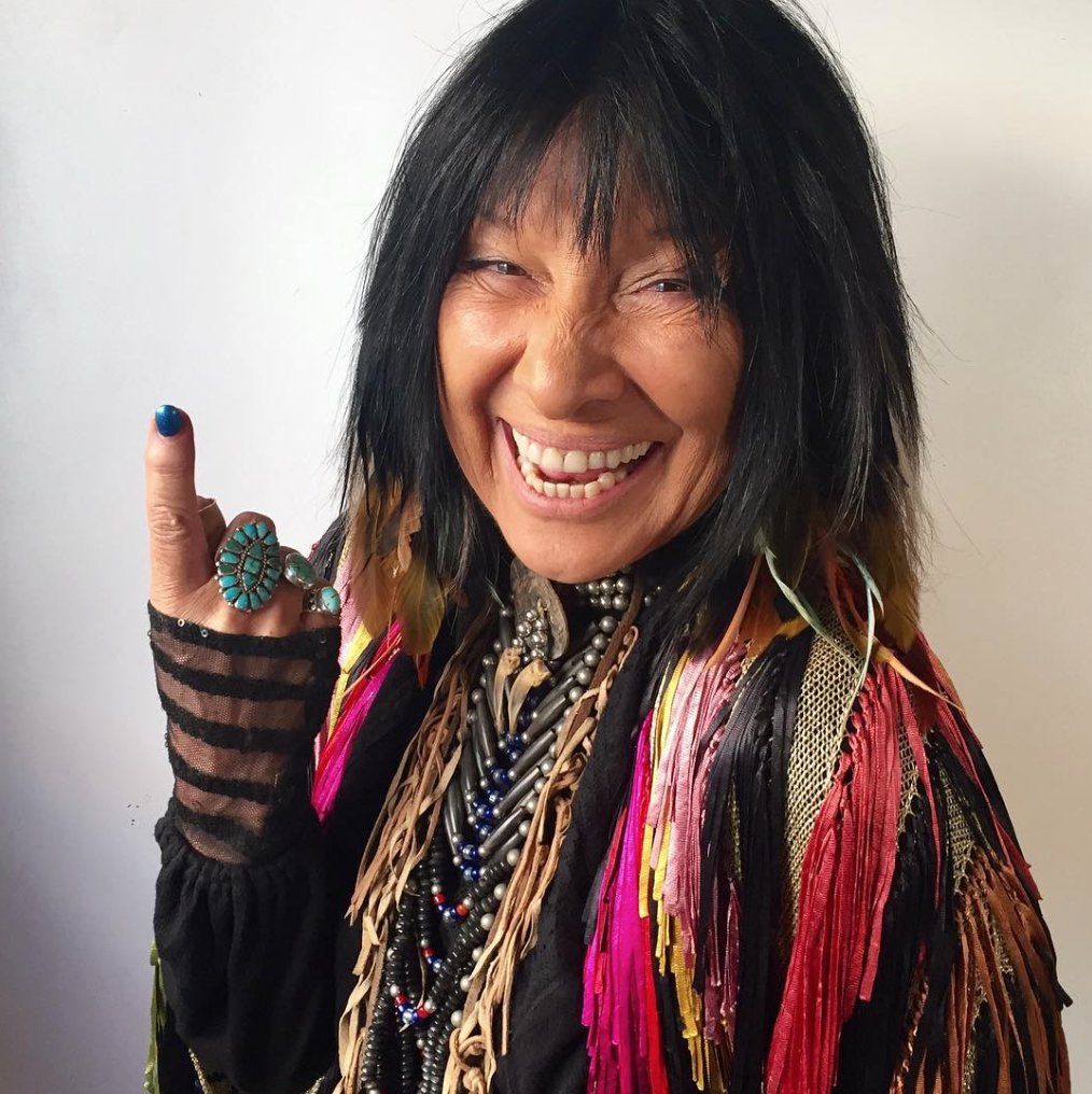 RiseUpMovement's tweet photo. Musician &amp; Activist #BuffySainteMarie joined the #RiseUpMovement! She rises up for the rights of the indigenous peoples of the Americas https://t.co/Ct7qRvZRqe