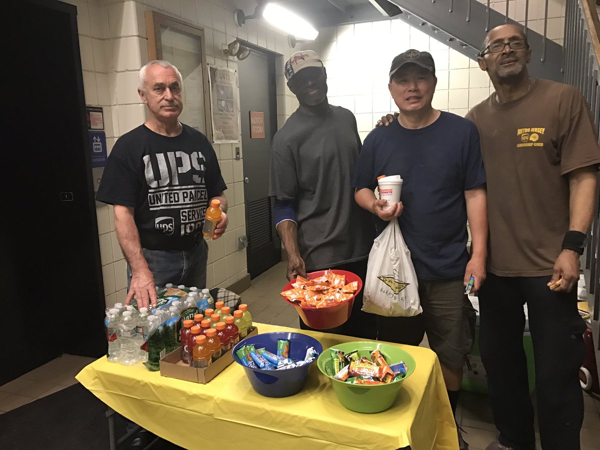 MeadowlandsUps's tweet photo. @MeadowlandsUps promoting adequate sleep and hydration for Wellness Day - Happy Friday https://t.co/YIa9YYcVEJ