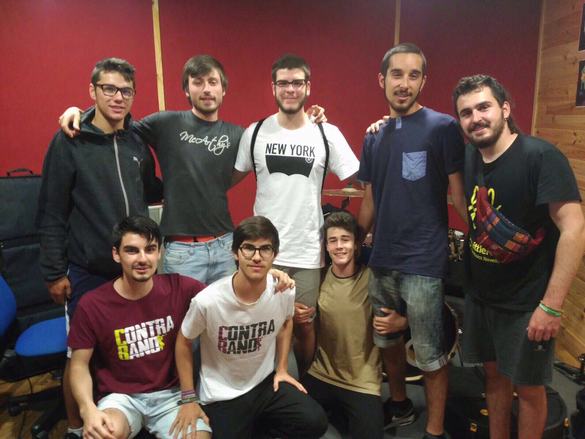 Contra__Band's tweet photo. Hui és dia de males notícies.El nostre bateria @RuedaRausell Rueda deixa de formar part d'aquest projecte. 
Moltes gràcies per tot germanet❤ https://t.co/asr4dFninv