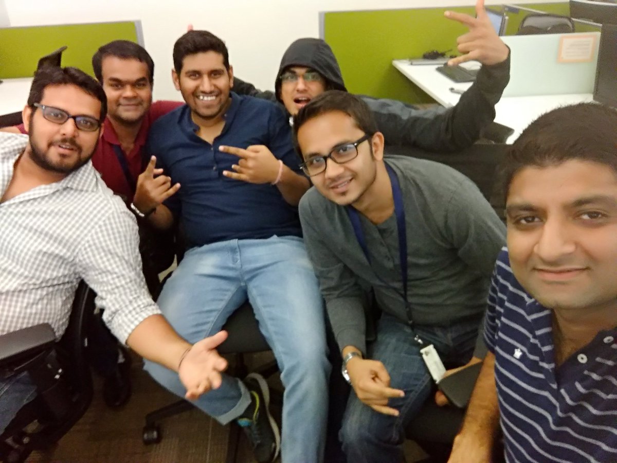 Forever_Tarun's tweet photo. Having fun at your desk #CoolPlaceToWork #LifeAtShell @Shell_India. Lovely team of T&S https://t.co/Trej9B0E8C