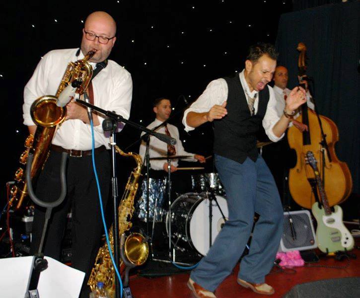 Sat 27th May (7.30pm-11.30pm) Si Cranstoun at Ashtead Peace Memorial Hall KT21 2BE. RnR, R&amp;B &amp; Jump Jive
Large Floor, Bar &amp; Parking
£15 door