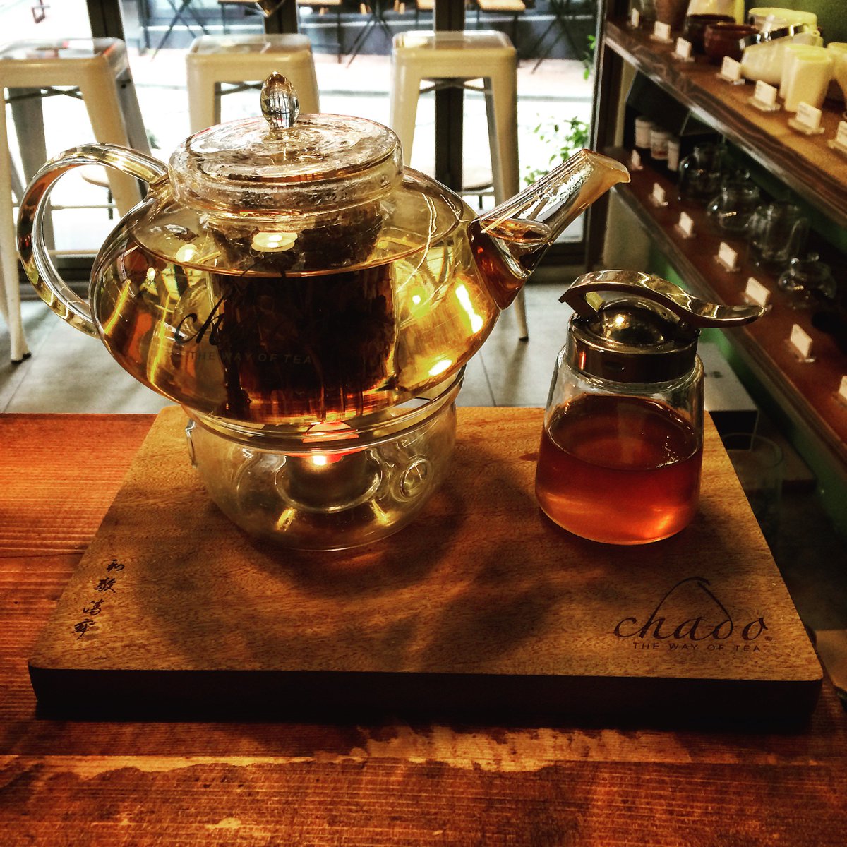ChadoTeaCompany's tweet photo. Arnavutköy #Chado mağazamızda günün çayı #ChunMee 
https://t.co/VyFPutJc1n https://t.co/XzjVjHxFCI