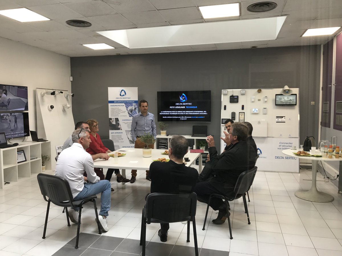 DeltaSertec's tweet image. Premier petit déjeuner technique ce matin dans notre Showroom de @Marseille afin d'échanger sur le thème de la vidéoprotection !