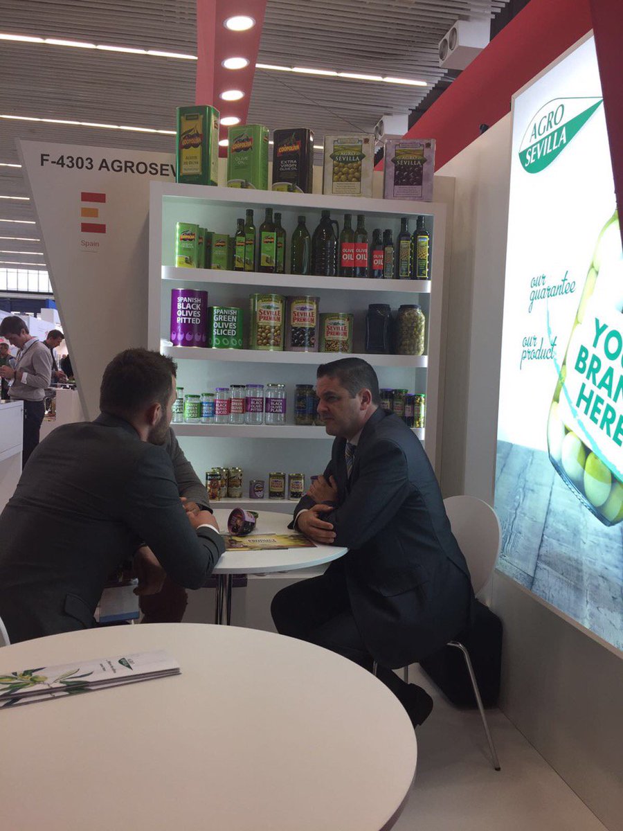 agrosevilla_'s tweet photo. El 16 y 17 de mayo estuvimos en la #PLMA17 en Ámsterdam, ¡te contamos nuestra experiencia allí! https://t.co/RDNYNcYABz #AgroSevilla #Evento https://t.co/Bn6mYJZOj6