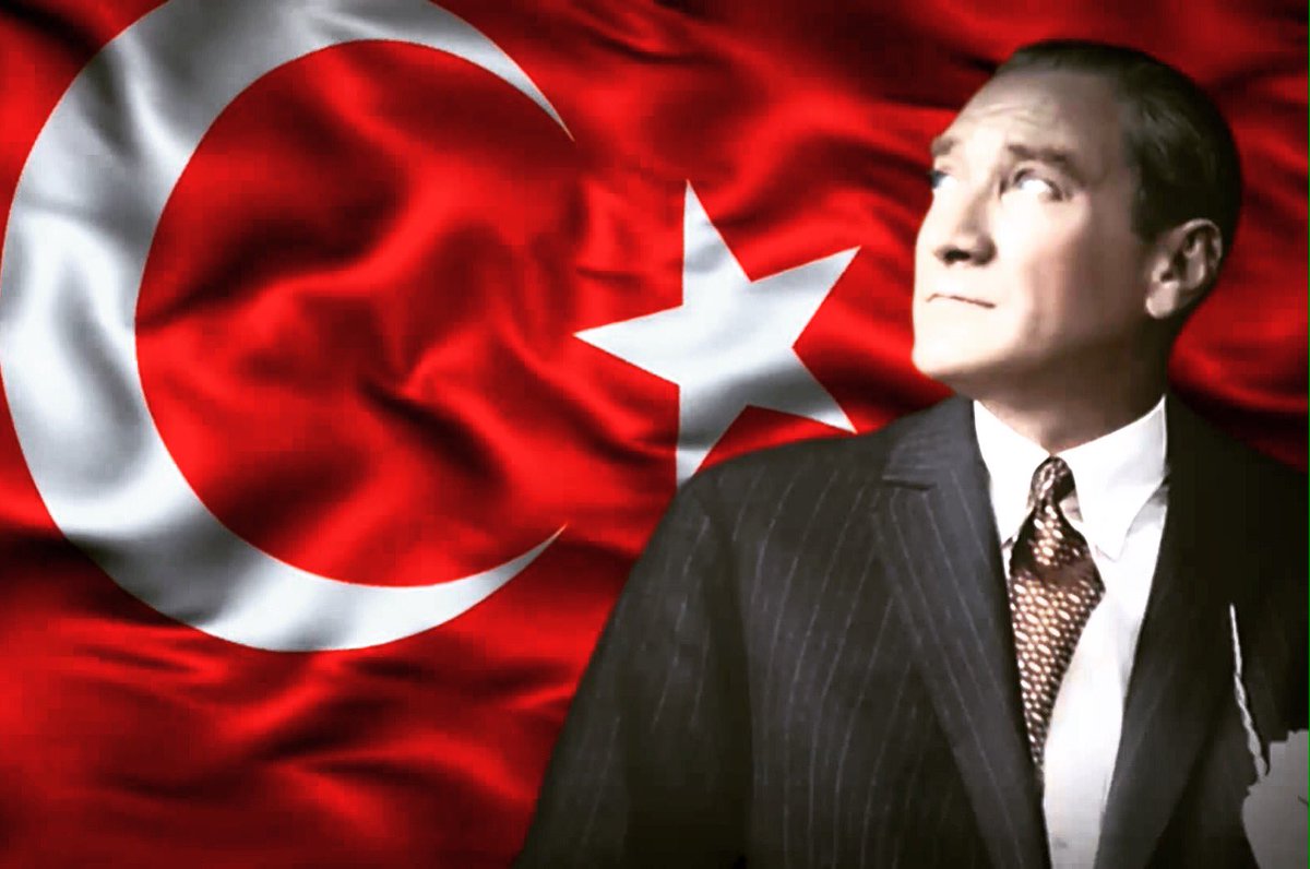 tdz_berlin's tweet photo. #19mayıs #atatürk 'ü anma #gençlik ve spor bayramı kutlu olsun https://t.co/YuX09KT6Pn
