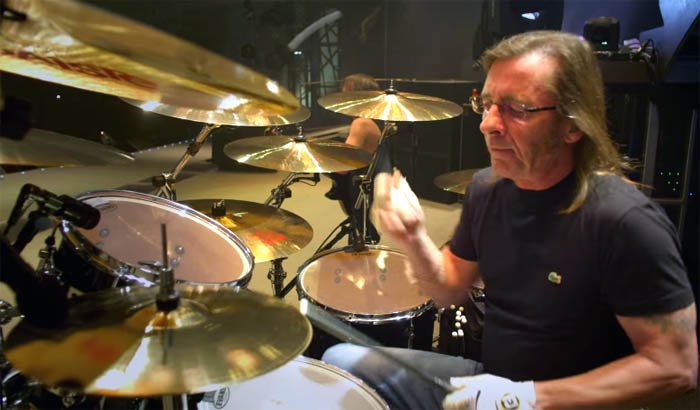 Happy birthday to the back bone of acdc, Phil Rudd.  