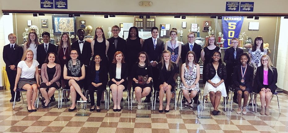 GahannaSouth's tweet photo. Congratulations to our We The People team for earning first place at the recent state tournament! https://t.co/CeAeeAzFZ0