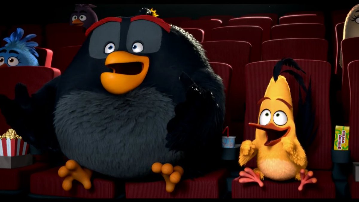 AngryBattlecry's tweet photo. Expectation vs Reality #AngryBirdsMovie https://t.co/A8rmcBXDra