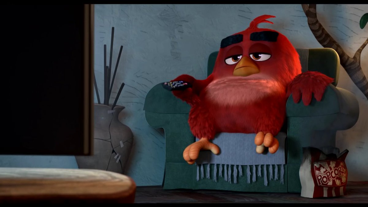 AngryBattlecry's tweet photo. Expectation vs Reality #AngryBirdsMovie https://t.co/A8rmcBXDra
