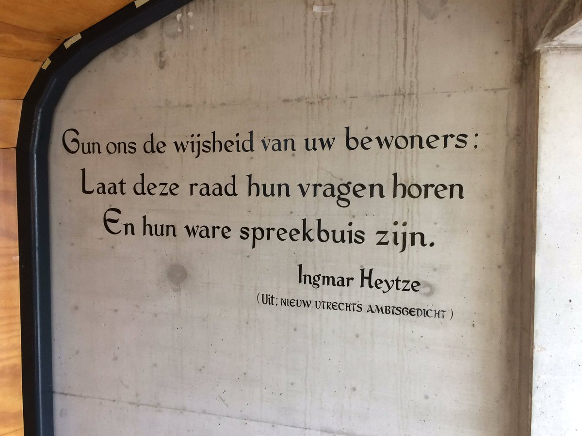 robertwassink's tweet photo. Ter overdenking, Stadhuis @GemeenteUtrecht https://t.co/tLZZPYAE0c