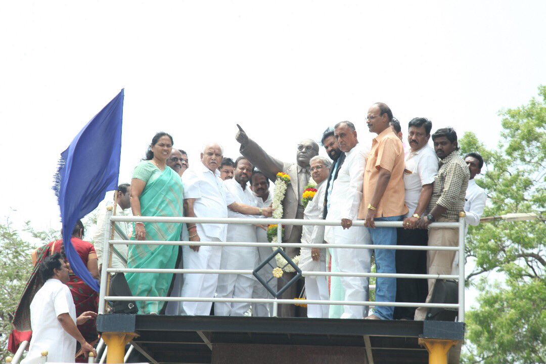 Started day 2 of the state wide Jana Samparka Abhiyana by garlanding Dr.B.R.Ambedkar statue at Chidradurga.