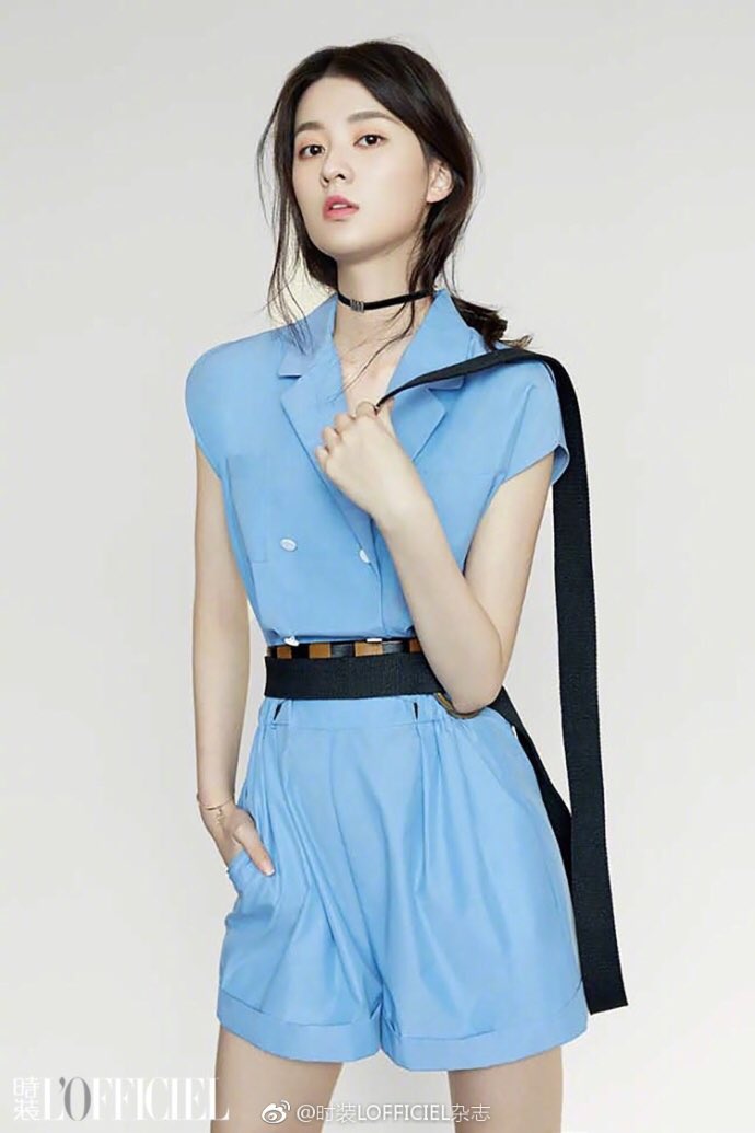 LOFFICIELCHINA's tweet photo. #QiaoXin #乔欣 #乔欣Bridgette 
Youth is the beginning of life. It is about unrestrain, about hard working. https://t.co/qDnJLeMBYw