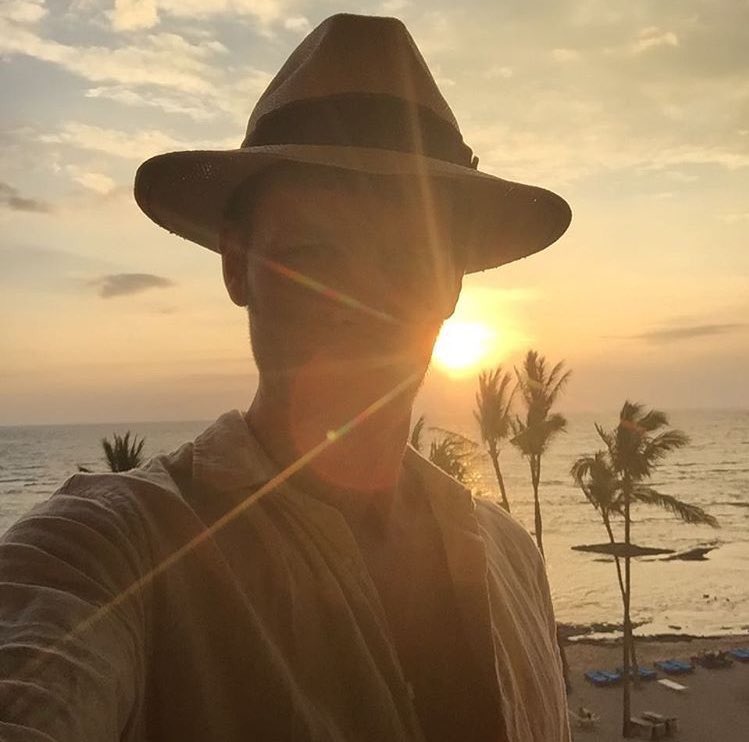 the_originals16's tweet photo. If he's gone on vacation,I'm going on vacation https://t.co/nfajUmJnBA