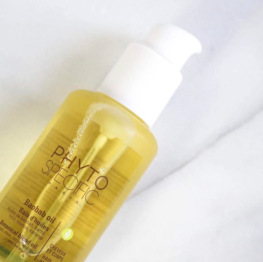 PhytoSpecificFR's tweet photo. #BaobabOil :Composé de 8 huiles précieuses, cet élixir anti-sécheresse sublimera vos cheveux et votre peau : https://t.co/0Sxl1yct9s https://t.co/SOl3vmyz4o