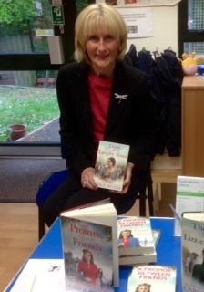 DorsetLibraries's tweet photo. Thank you @carol_rivers for visiting #CorfeMullenlibrary last week. Great event hearing about your books & lost East End. https://t.co/9pegSTjuQU
