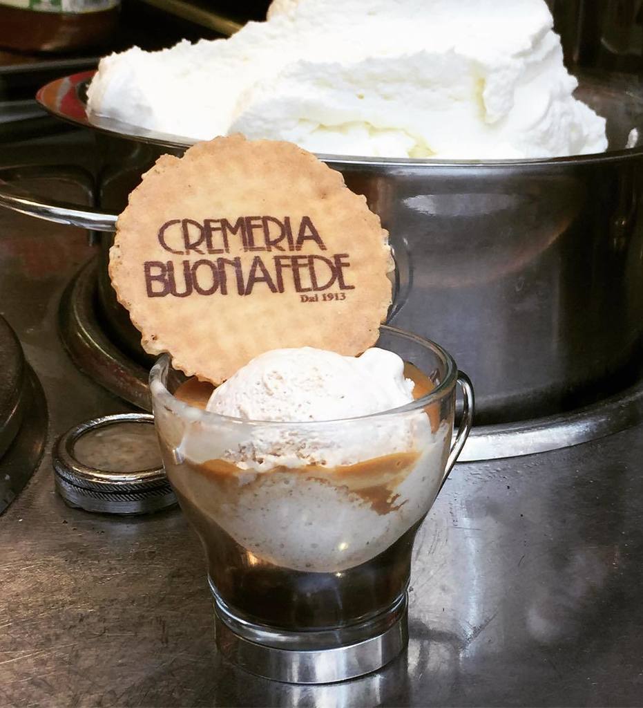 LeCinqueErbe's tweet photo. #MSNGusto con #caffè e #panera #genovese https://t.co/ipNVtMVy8Q https://t.co/nbao2qGMTG