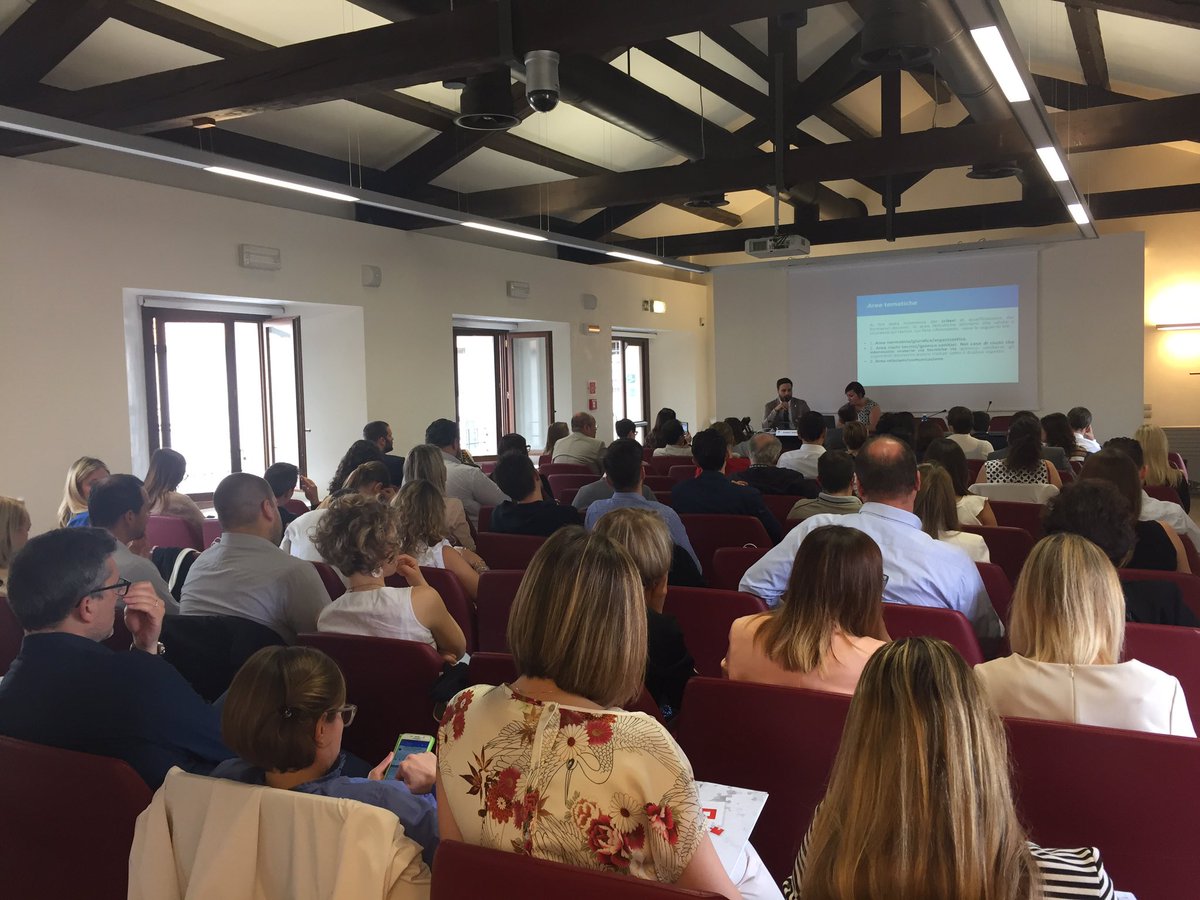 AGCdLBg's tweet photo. Lavori in corso! #meeting giovani cdl Lombardia e Triveneto #sicurezza @ANGCDL https://t.co/ozByiCKoXd