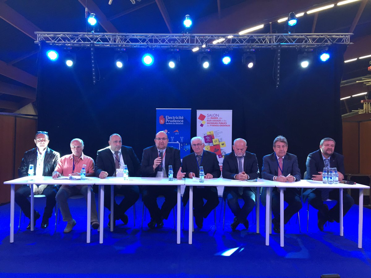 #Perpignan👉🏻signature de la convention "sécurité à proximité des ouvrages électriques" entre <a href="/enedis/">Enedis</a> et @Amfdu66 <a href="/cciperpignan/">CCIPO</a> <a href="/FRTP_MidiPy/">Fédération des Travaux Publics d'Occitanie</a>