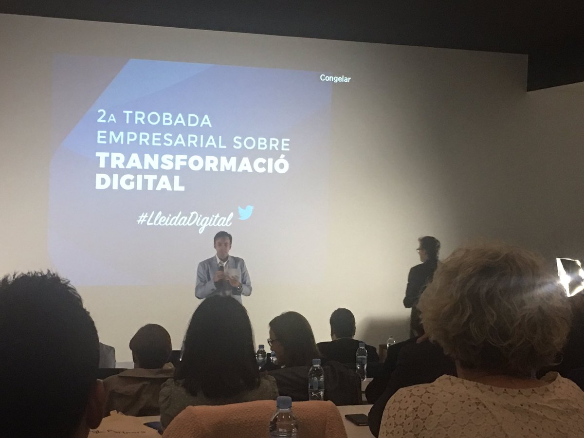 comoyodsg's tweet photo. Esta mañana dedicamos a las charlas sobre la Transformación Digital organizadas por @xtrategics #LleidaDigital https://t.co/i7TQyveunA