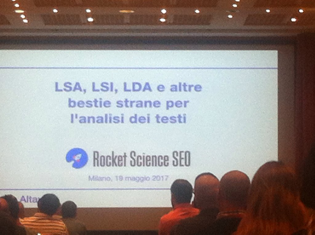 LodiManuel's tweet photo. #rocketscienceseo ottima iniezione di idee da sviluppare nel breve periodo @enricoaltavilla #SEO https://t.co/SEJ9PGO2UK
