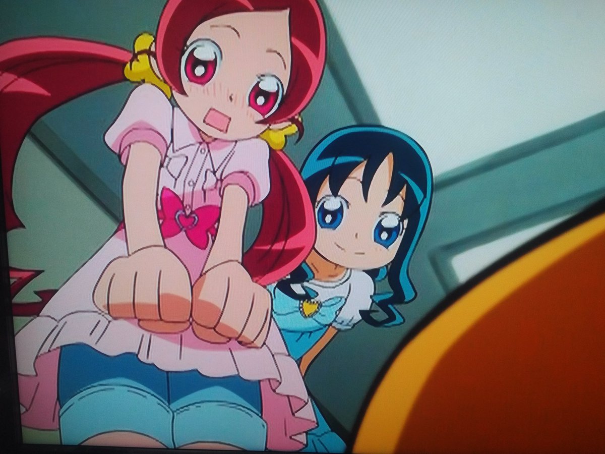 スパッツ3分丈フェチ 花咲つぼみ のこの絵ヅラ 見上げるようなアングル エロかわ過ぎませんか 半ギレ ｱｯ あのぉ と言いながら ﾌﾙﾌﾙ震えてるのがなんとも プリキュア