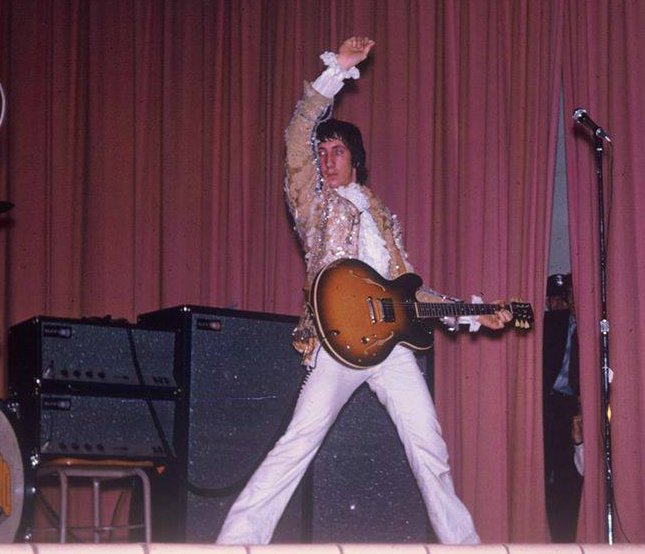 Happy Birthday Pete Townshend 