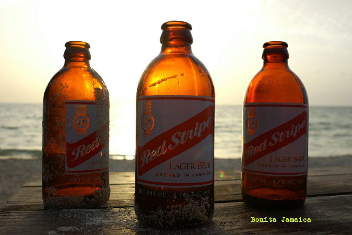 JADiasporaNY's tweet photo. Three little beers jam-off in Negril. #Travel #Jamaica #Negril #RedStripeBeer #Beer #Sunset #JamOff https://t.co/yMnRVWJMnT