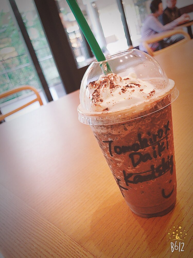 kami070_1stb's tweet photo. タグしまぁーーす🙌

神山スターバックスと申しますぅぅぅ
見ての通り神山担です💚
フォロバ💯誰でもщ(´･ω･`щ)ｶﾓｰﾝ👍

#ジャス民と繋がりたい 
#わーーーージャニオタさんと繋がるお時間がまいりましたいっぱい繋がりましょう https://t.co/KMbsnz1B4v