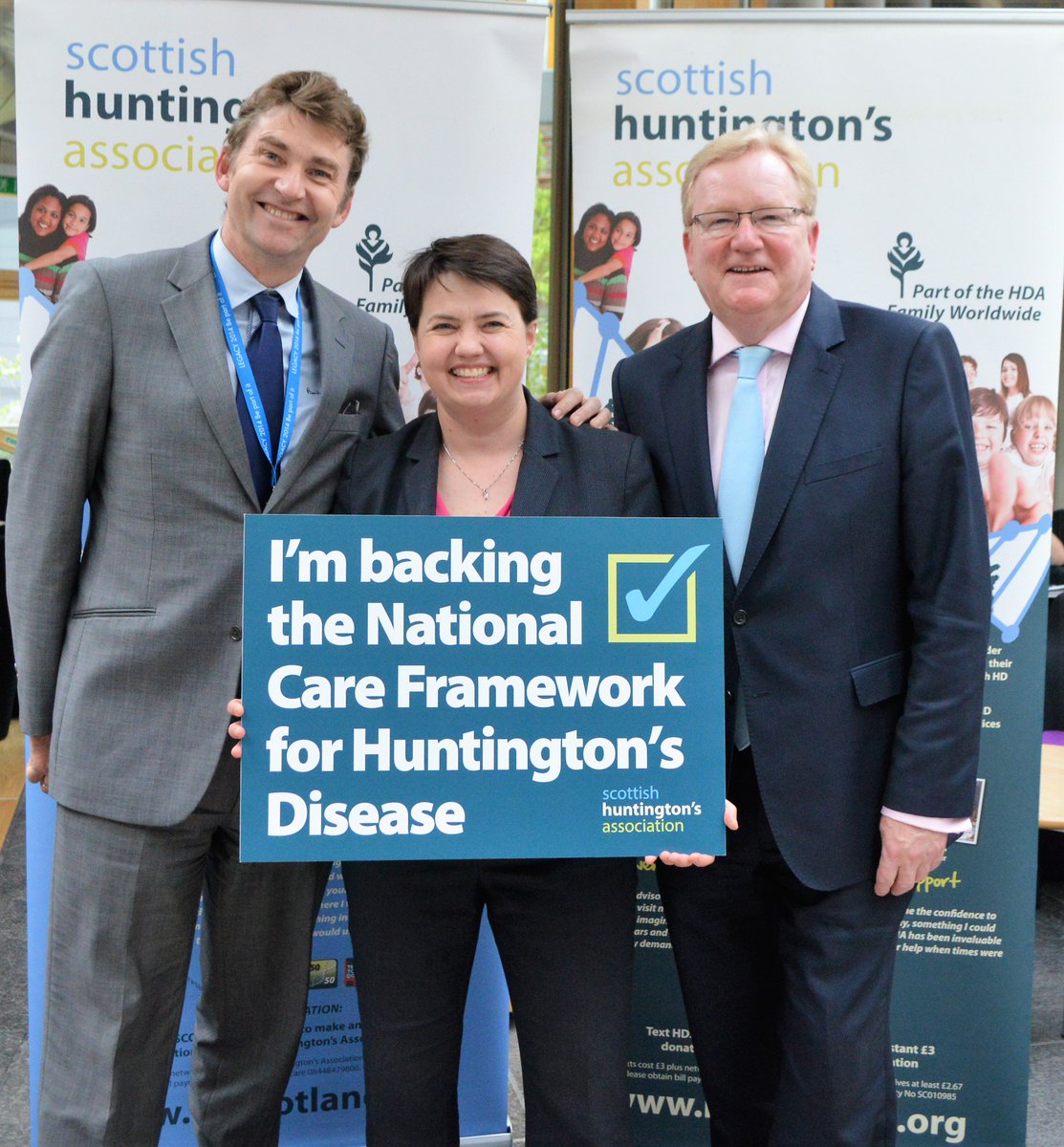 ScottishHD's tweet image. Great to have @RuthDavidsonMSP amongst over 50 MSPs backing our #huntingtonsdisease #careframework in Parliament last night! We can do this!
