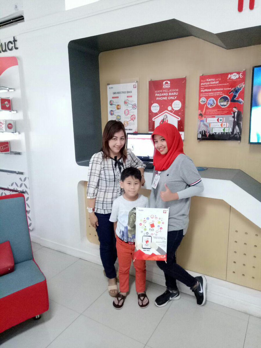 sheffysyafrida's tweet photo. sambil nunggu bisa baca PADI di plasa telkom bukunya sangat edukatif @Synergy_Telkom  #bumnhadiruntuknegeri #paditreg2 #plasameruya https://t.co/6IeYEnN9i5