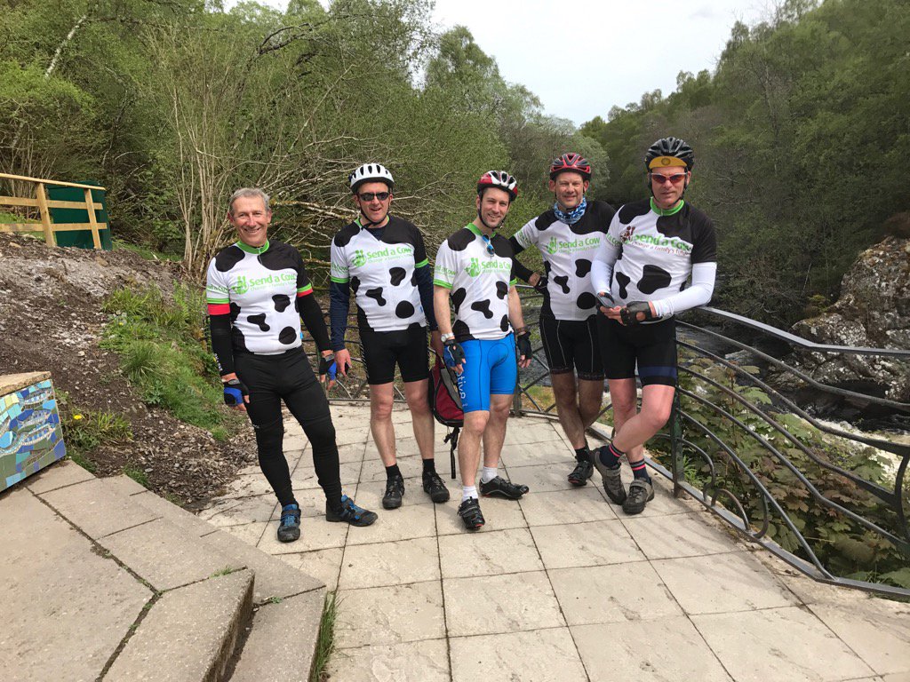 andrew_cobner's tweet photo. Team 13 at Falls of Shin @SendaCow @theBCVA https://t.co/hPvBanaifd