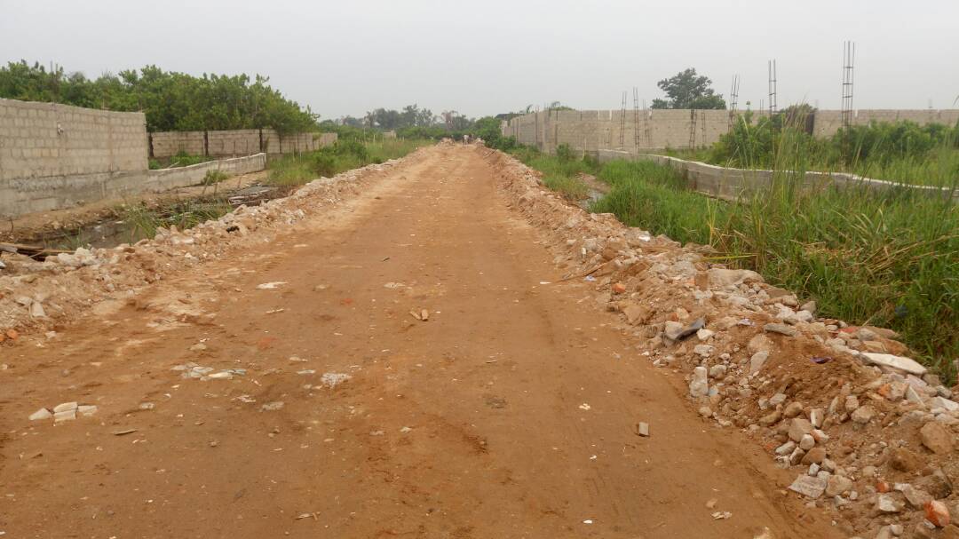 pertinenceltdng's tweet photo. #VIPGARDENS Festac 6th avenue road is now motorable, #TGIF #TGIFridays #MellowFriday #ABCGARDENS #PERTINENCE @wisemanezekiel @olorunsheyi https://t.co/KGbBVpZGXi