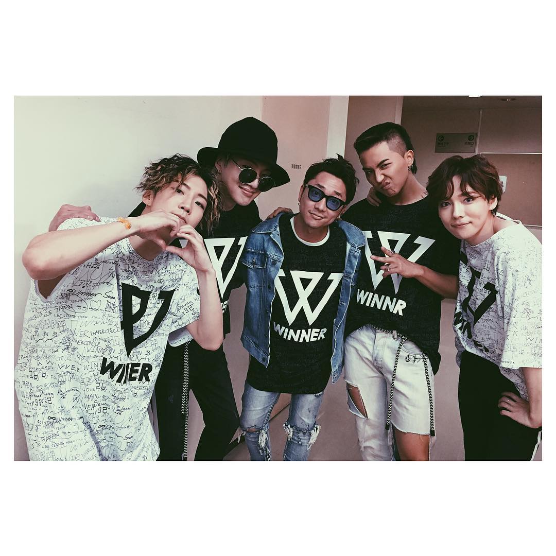 kimjinwoo_th's tweet photo. IG #zero4msgk ทีม🤝😘😏😊😙😉 https://t.co/MVPbC2bKaH https://t.co/T0ddzNa6Zu