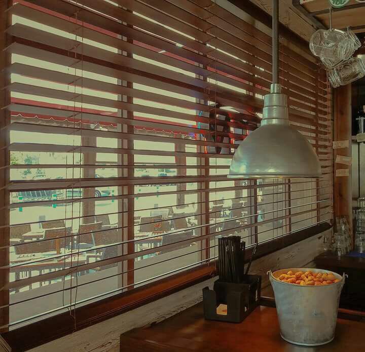 Persianas Badajoz tweet media