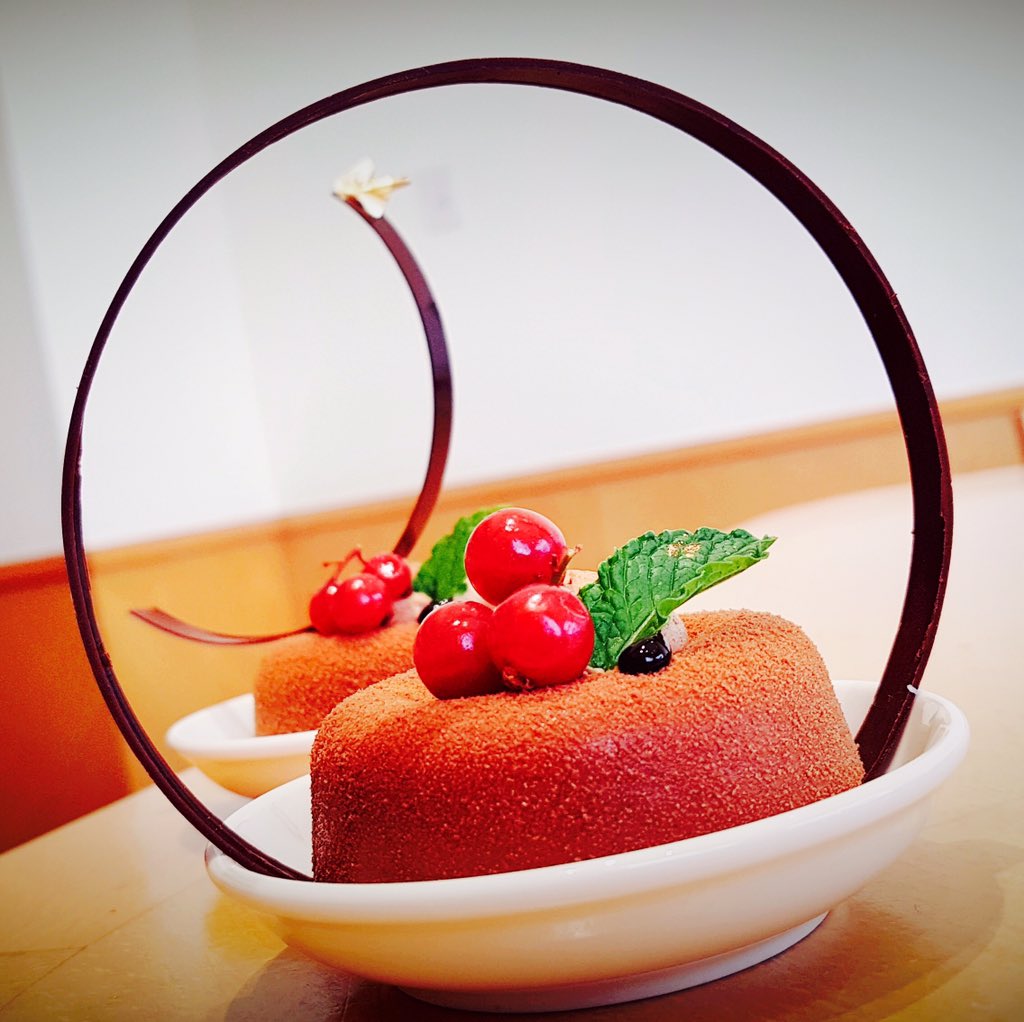 pratik2306's tweet photo. Mini desserts for special banquets
#TridentExperiences @TridentMumbai @TridentHotels https://t.co/9DbkH22mRg
