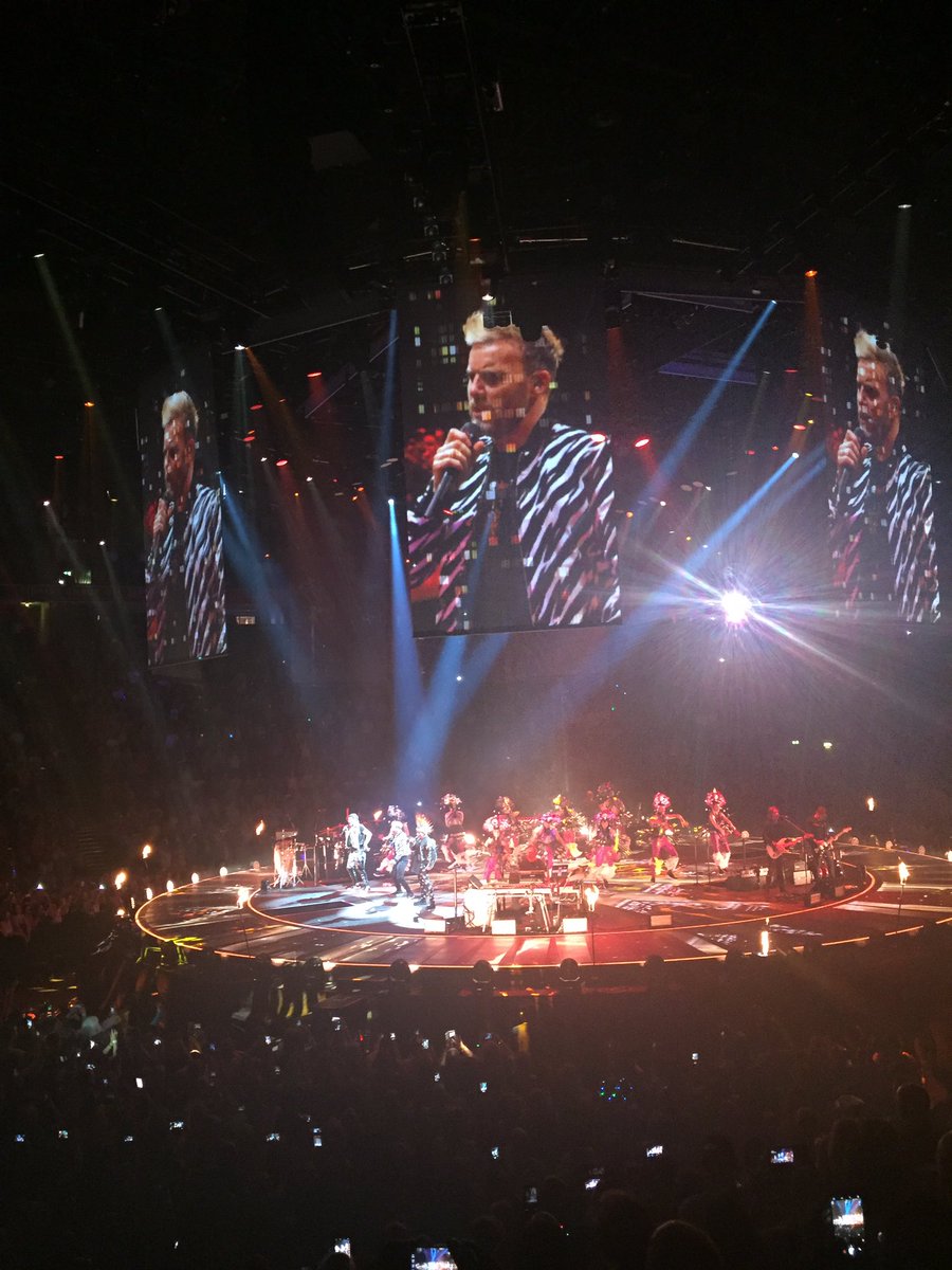 AndreaAndrews21's tweet image. @takethat it's #zebraday #ehlersdanlosawareness #wearyourstripes @ehlersdanlosuk @GaryBarlow @Campney would love your jacket 😘❤️#endoftour x